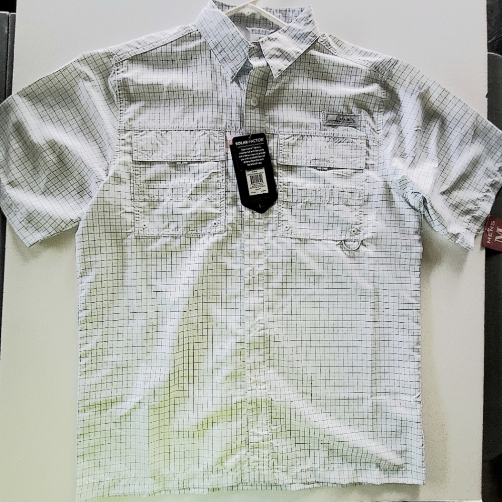 Mens new with tags medium short sleeve button up shirt